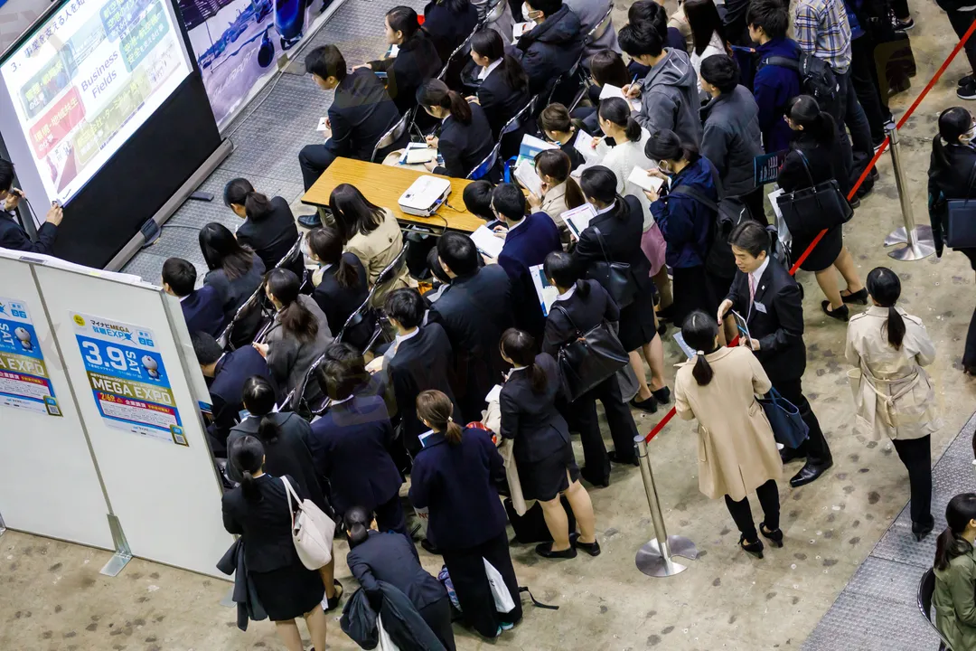 就活生が溢れている姿