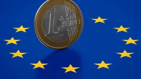 欧元区集体沦陷;濒临经济衰退边缘