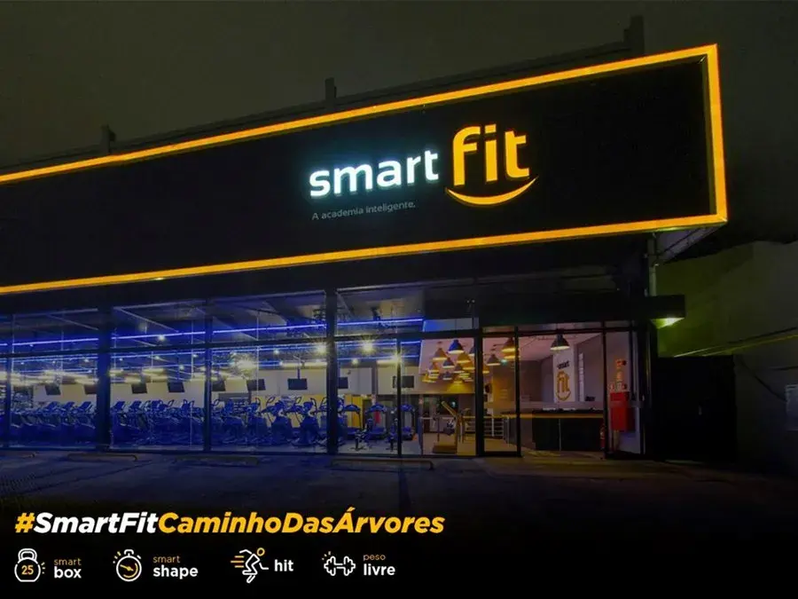 Smart Fit (SMFT3) apresenta resultados sólidos no 2T, mas por que ações caem forte?