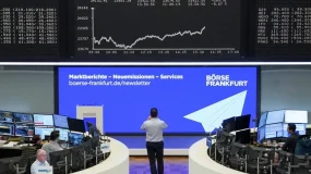 Bolsas da Europa fecham em queda pressionadas por petróleo Brent a US$ 100