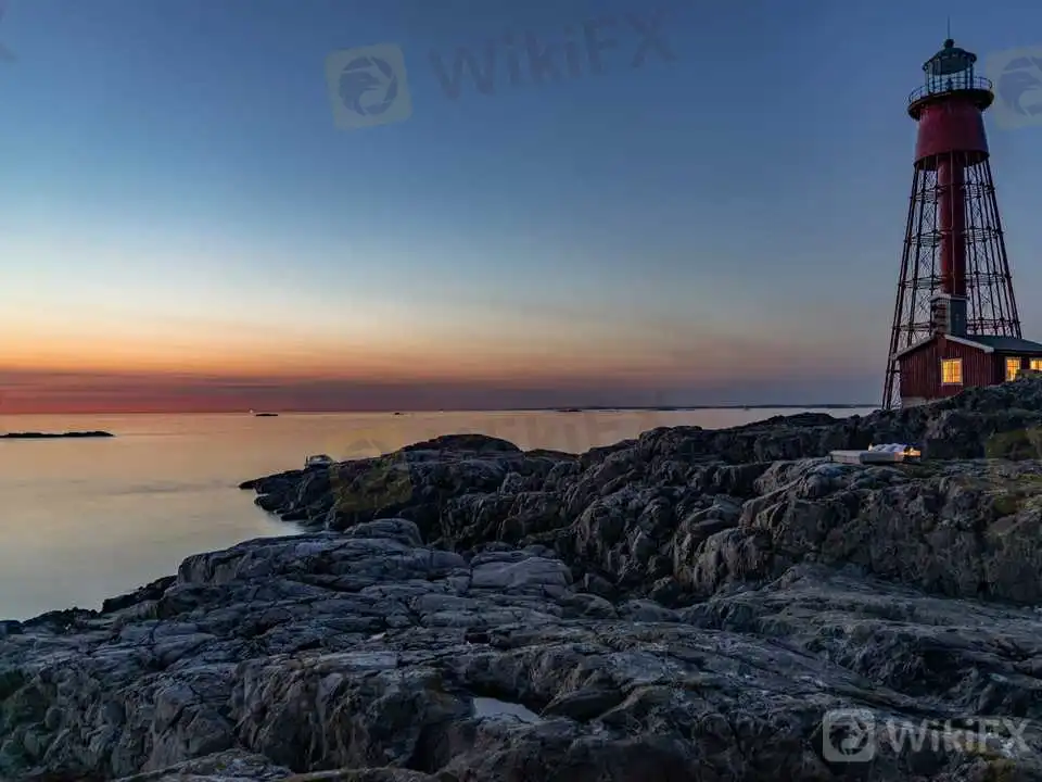 パター・ノスター灯台。