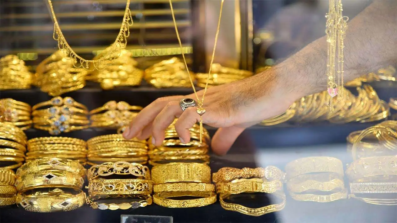 974175-gold-rate-india-ians.jpg