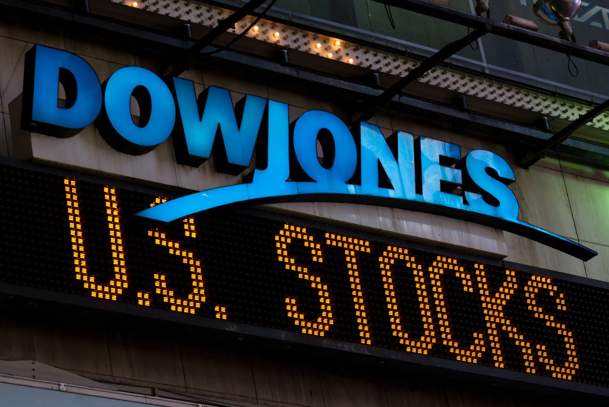 DowJones-0eaeb59097a748378098d6e99656df90.jpg DowJones-0eaeb59097a748378098d6e99656df90.jpg