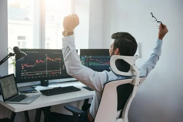become-a-trader_main.jpg become-a-trader_main.jpg