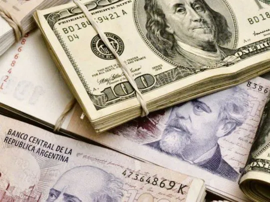 dolares-pesos.jpg