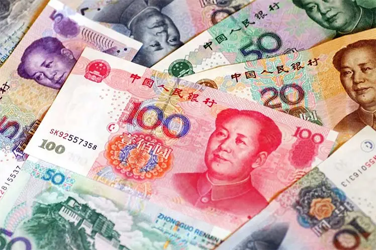 Chinese yuan displaces dollar from Russian market - Prensa Latina