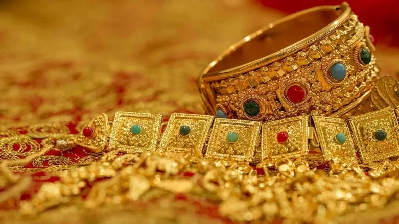 1654069444GOLD (1).jpg