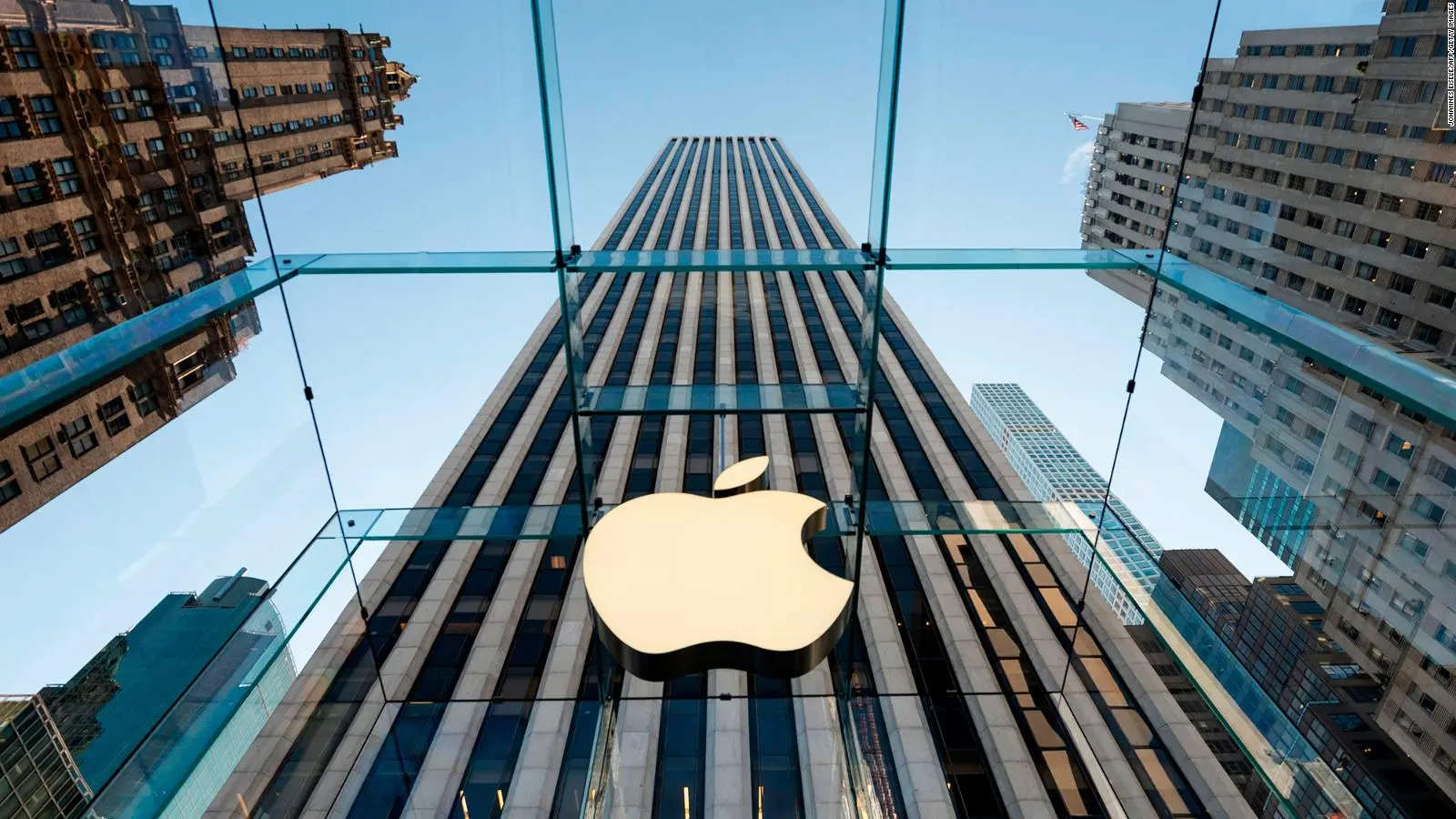 Apple Apple