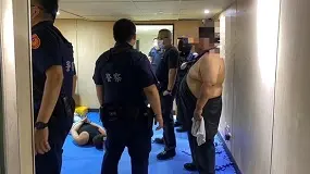 反詐鬥士是你？新北男子遇借貸詐騙險遭囚禁，幸靠壯碩體格反壓制4嫌犯；Monstrade遭金融委員會列入示警名單