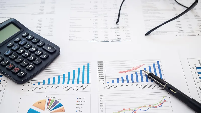 The Forex Market and Economic Reports.png