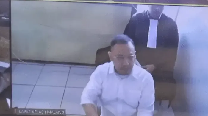 wahyu-kenzo-di-lapas-kelas-satu-malang.png wahyu-kenzo-di-lapas-kelas-satu-malang.png