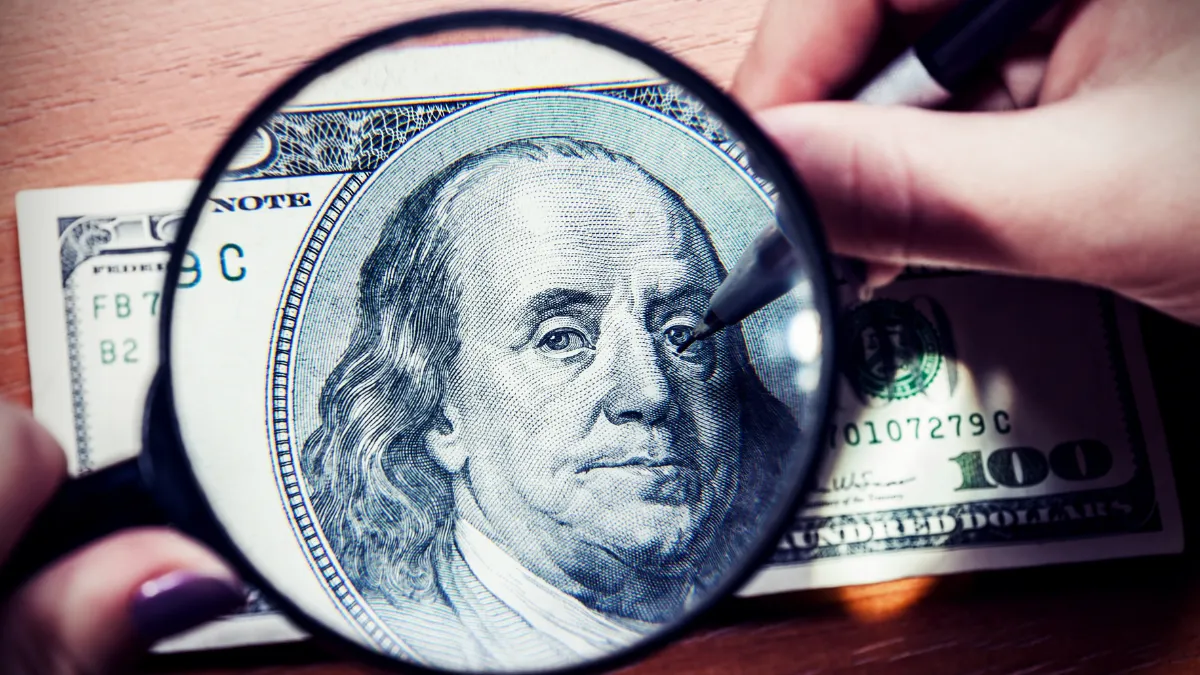 currency-manipulation.png