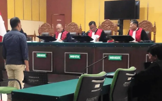 terdakwa-achmad-thamrin-mantan-kepala-bpkad-kabupaten-banggai-kepulauan.png