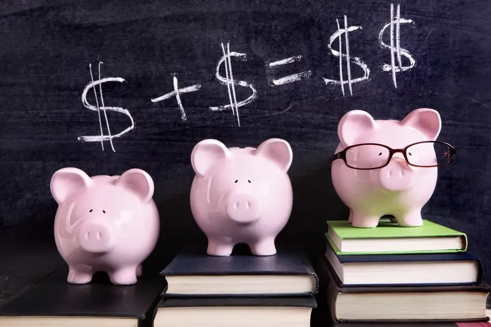 Educação Financeira; Financial Education Educação Financeira; Financial Education