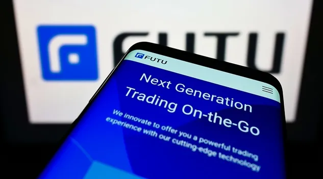 platform-trading-online-instrumen-keuangan-futu-2025.jpg platform-trading-online-instrumen-keuangan-futu-2025.jpg