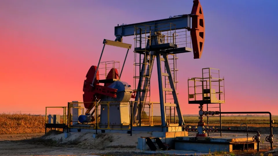 crude oil.jpg
