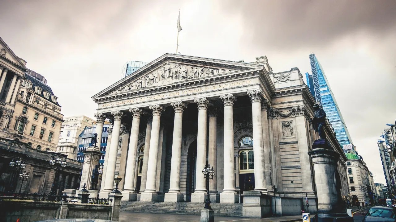 UK Banks.jpg