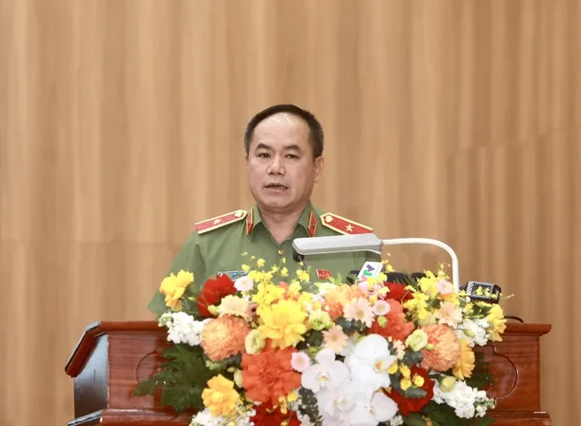 thieu-tuong-nguyen-thanh-tung.jpg