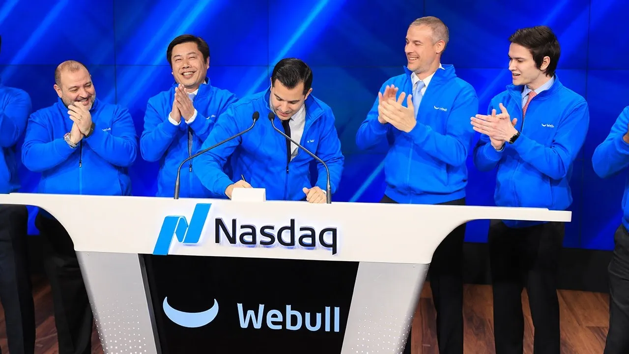 Webull.jpg