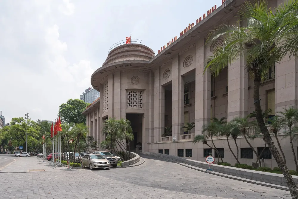 bank of vietnam.jpg