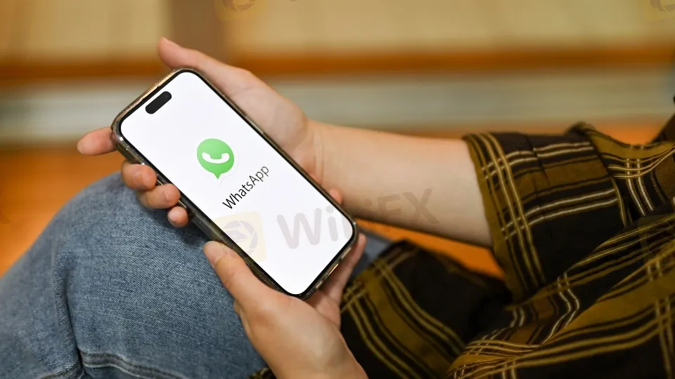 WhatsApp.jpg