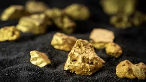 Giá vàng hôm nay 10/11 tăng nhẹ, 'Peak Gold' liệu có đẩy giá tới đỉnh cao mới?