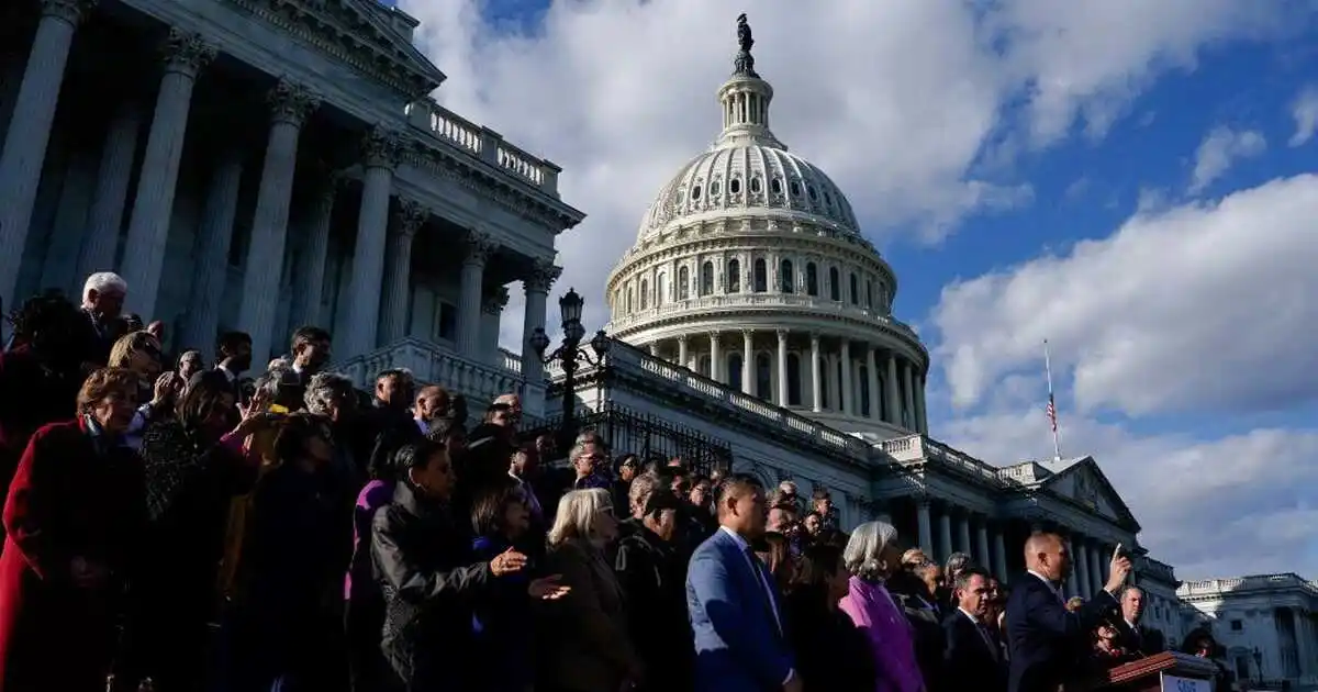 Chính phủ Mỹ mở cửa: Thị trường ngần ngại và nhà đầu tư huyền thoại cảnh báo bong bóng sắp nổ