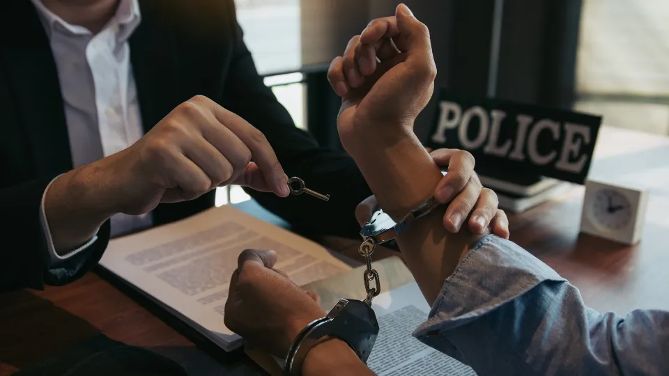 israel-arrested-forex-scam.jpg