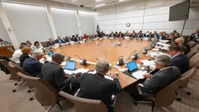 Cuộc họp sắp tới của Fed có thể dẫn đến quyết định gây chia rẽ sâu sắc nhất trong nhiều năm