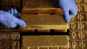 Vàng bạc đồng loạt lập kỷ lục ATH dưới áp lực chiến tranh thương mại Mỹ - Venezuela