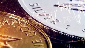 Bạc vượt 72 USD, tăng gấp đôi Vàng: Lý giải cơn sóng thần trong thị trường kim loại quý năm 2025