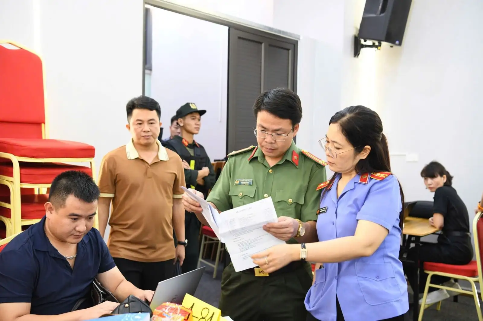 Meta Whale: Công an triệt phá đường dây đa cấp 'tiền tỷ', gần 2.000 người tham gia