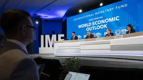 11 Giao dịch bom tấn năm 2025 và sự chuyển mình của trật tự tài chính toàn cầu