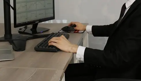 外匯天眼教學：怎麼理解MT5的「交易訊號自動執行」功能？