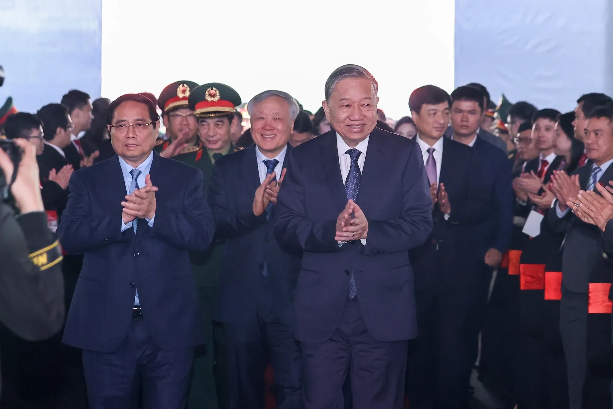 tbt-va-thu-tuong.png tbt-va-thu-tuong.png