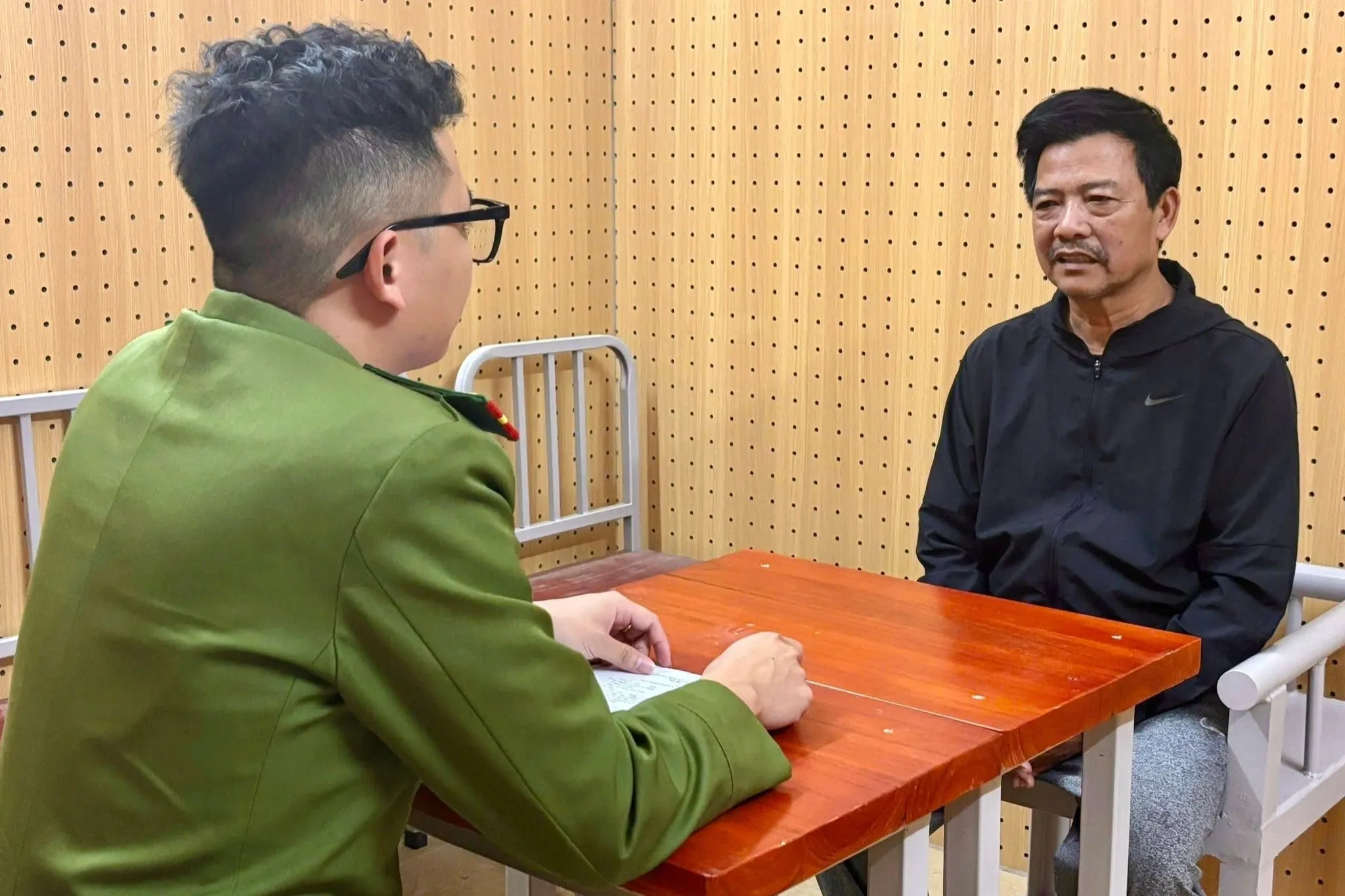 doi-tuong-nguyen-van-hue.jpg doi-tuong-nguyen-van-hue.jpg