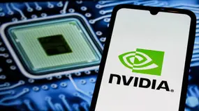 Trung Quốc bật đèn xanh cho hàng trăm nghìn chip H200 Nvidia