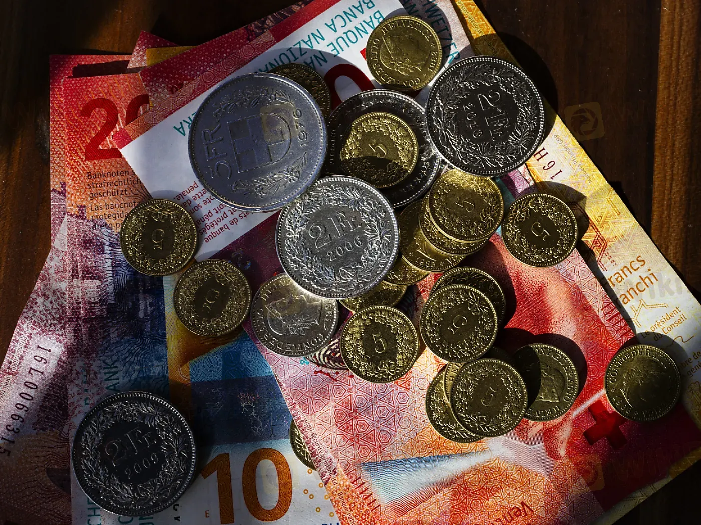 swiss-franc-hits-high-11-years.jpg swiss-franc-hits-high-11-years.jpg