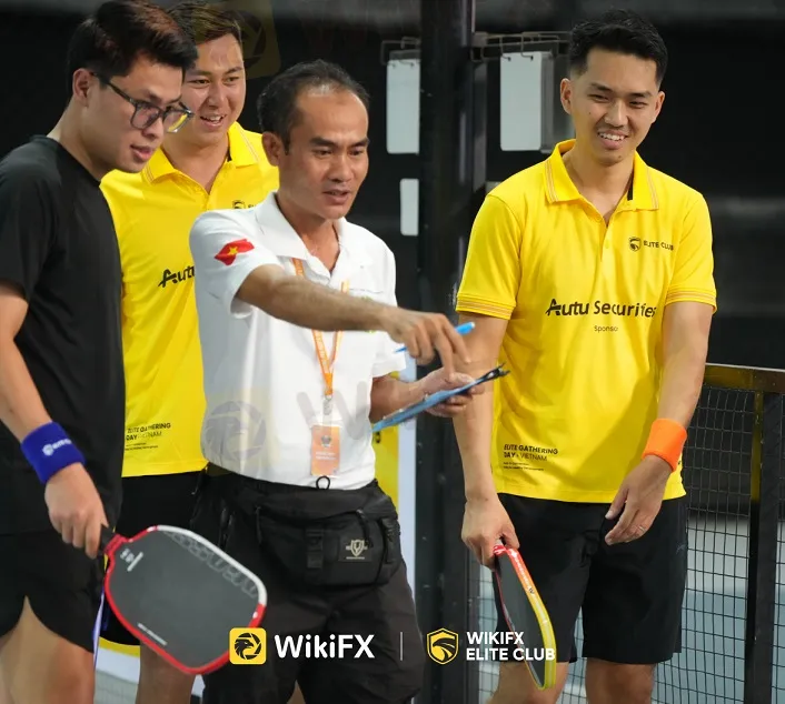 2-elite.jpg 2-elite.jpg