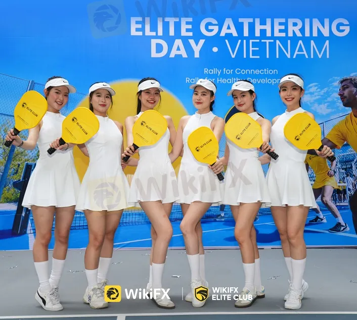 7-ho-chi-minh.jpg 7-ho-chi-minh.jpg