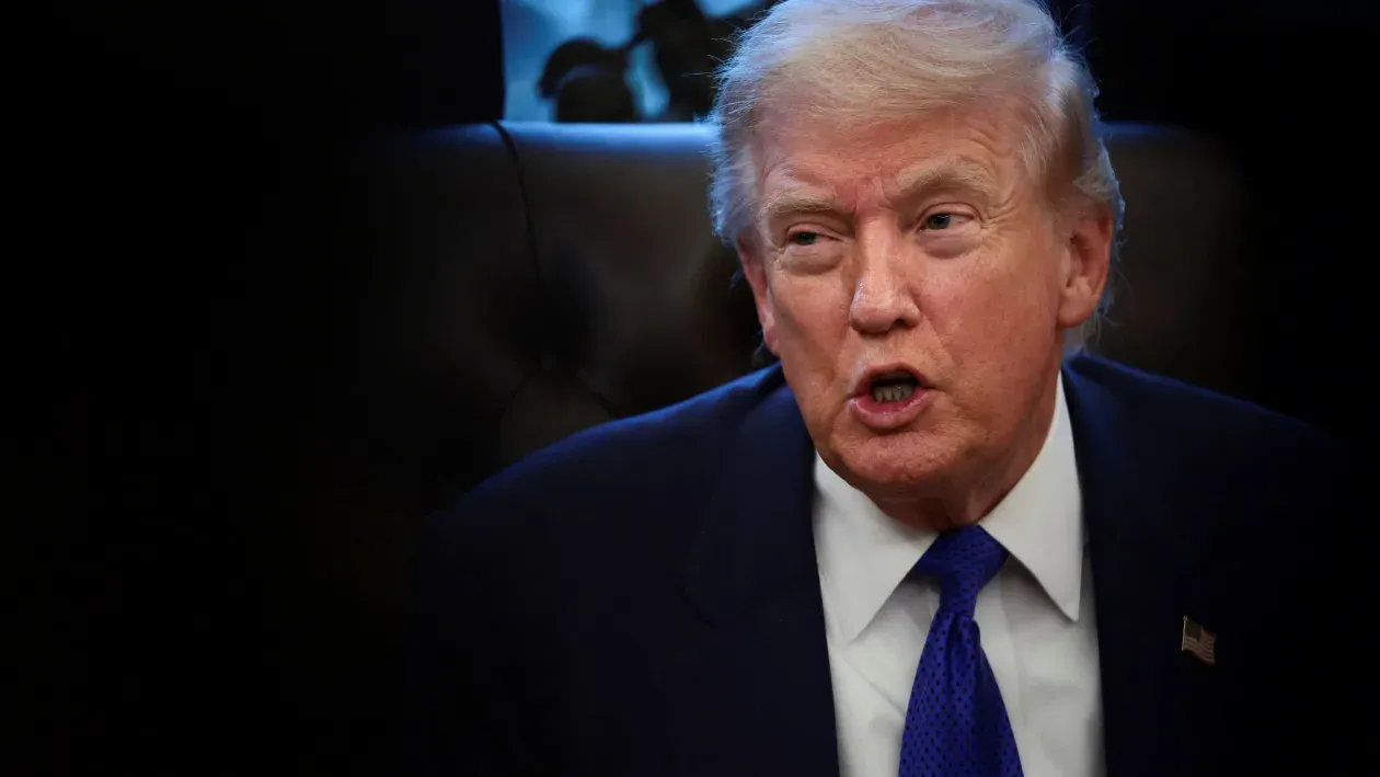 new-trump-on-powell.jpg new-trump-on-powell.jpg