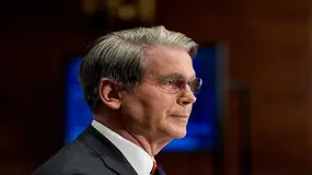 Scott Bessent chỉ trích Trung Quốc là nguyên nhân chính gây ra sự "hỗn loạn" trên thị trường vàng