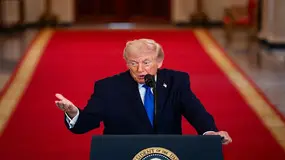 Trump phát động "cuộc chiến mới" với 6 ngành công nghiệp và điều tra 301 trên diện rộng
