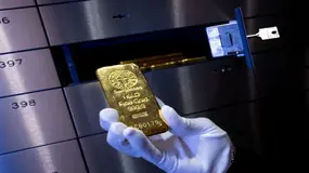 Giá vàng tăng lên gần 5.200 USD/oz giữa căng thẳng thuế quan và đàm phán hạt nhân Iran