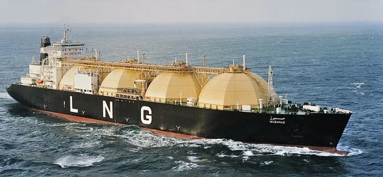 tau-lng-doi-huong-chau-a.jpg tau-lng-doi-huong-chau-a.jpg