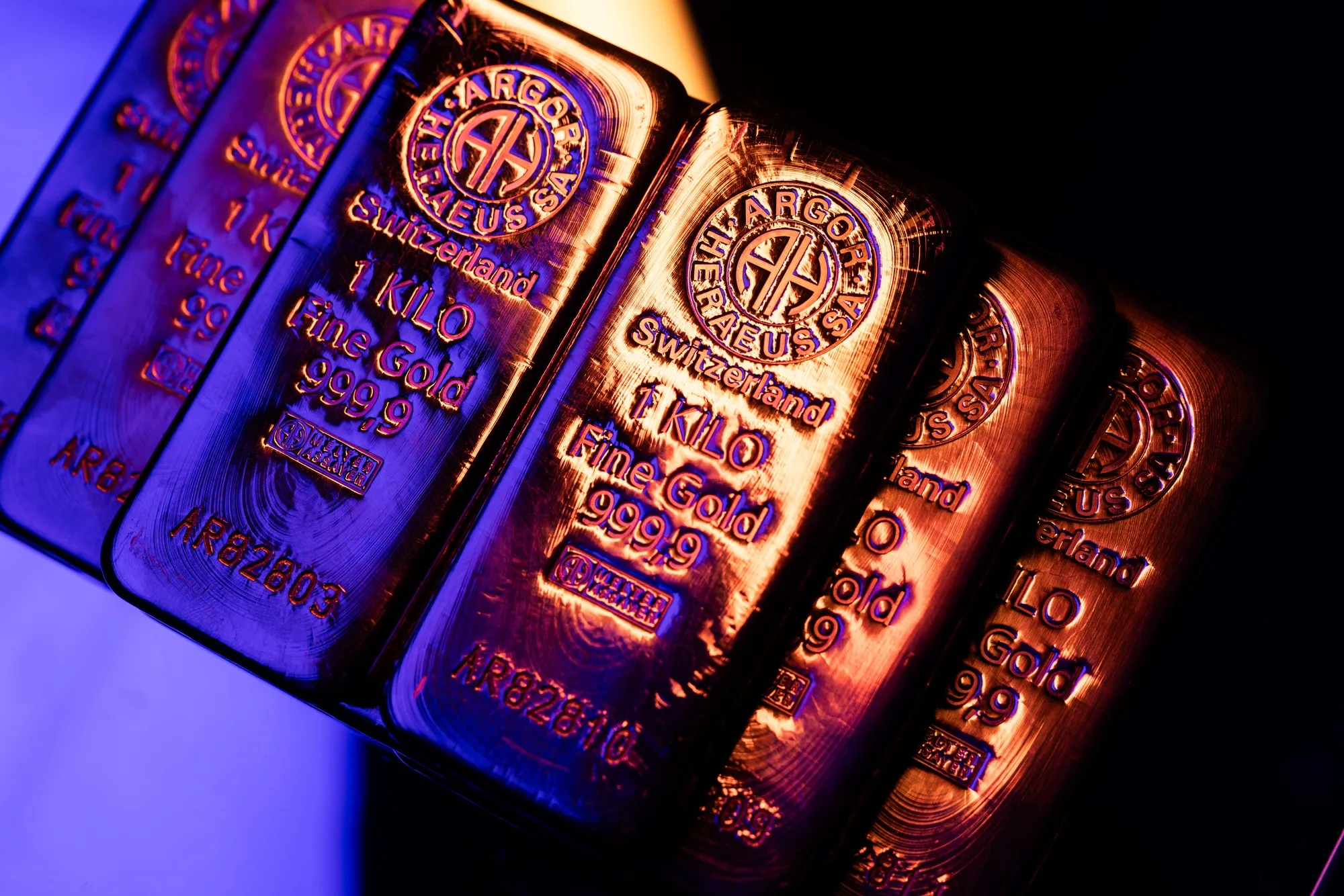 gold-price-surge.jpg gold-price-surge.jpg