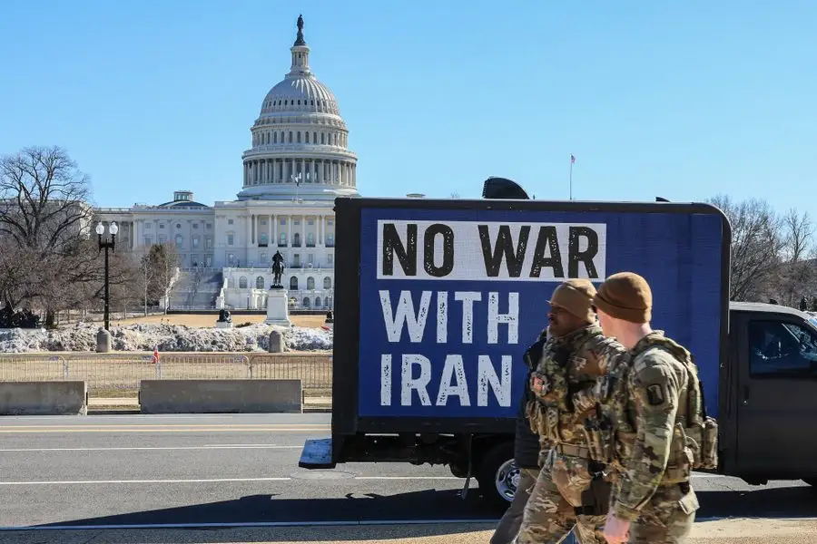 Ông Trump tuyên bố "đã thắng" Iran, IEA đồng ý tung 400 triệu thùng dầu dự trữ để kìm giá