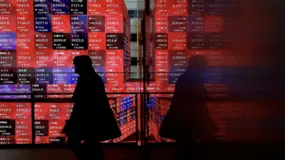 Thị trường châu Á “đỏ lửa” ngày đầu tuần khi xung đột tiếp tục leo thang