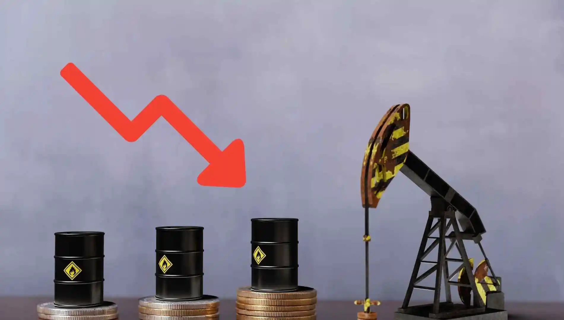 Dầu thô quay đầu giảm sau thông tin Mỹ sẵn sàng kết thúc chiến dịch dù eo biển Hormuz vẫn đóng