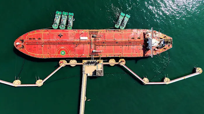 Tin tức tổng hợp 23/04/2026: Dầu vượt 100 USD, Phố Wall đứng ngồi không yên